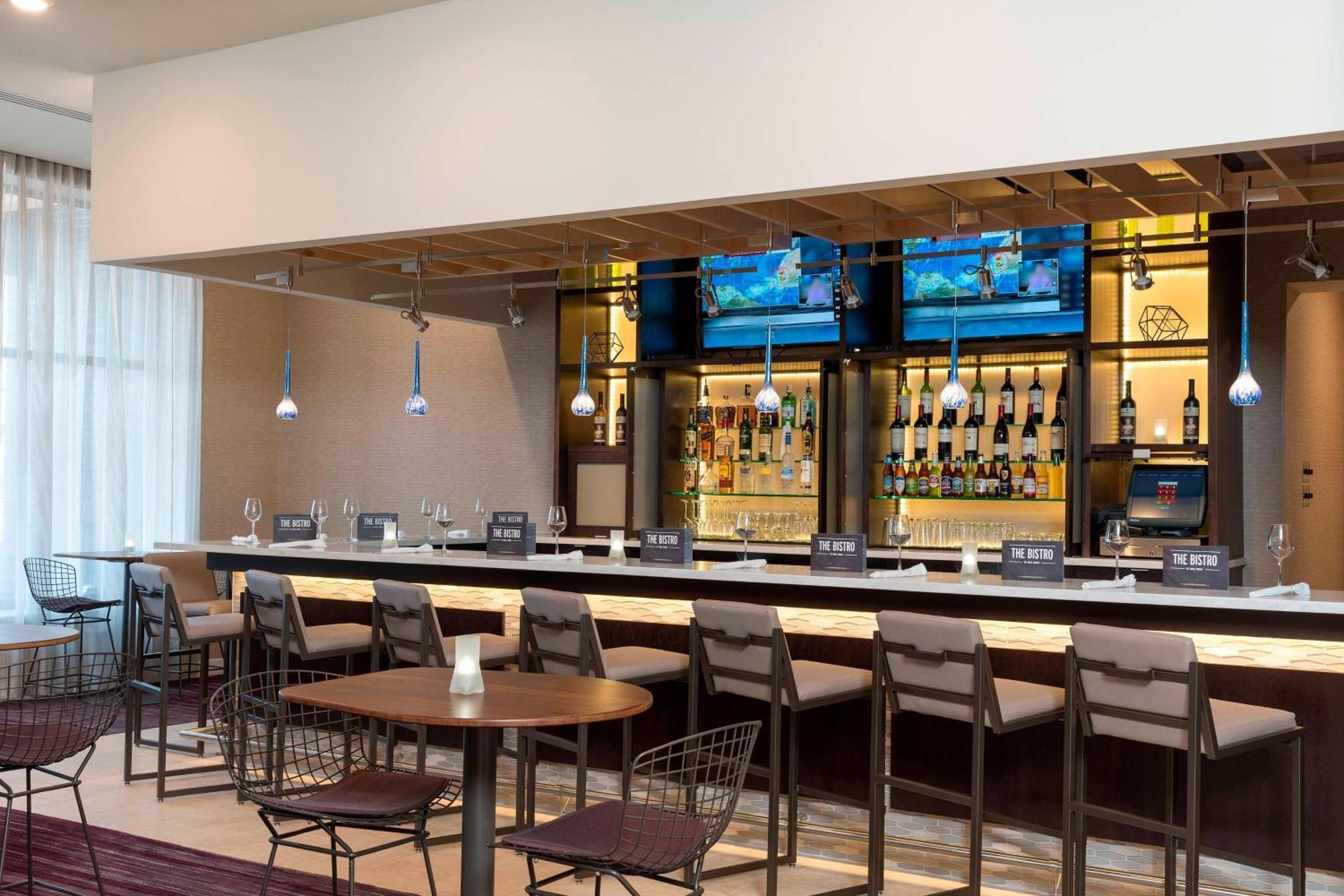 מאונט פלזנט Courtyard By Marriott Mt. Pleasant At Central Michigan University מראה חיצוני תמונה