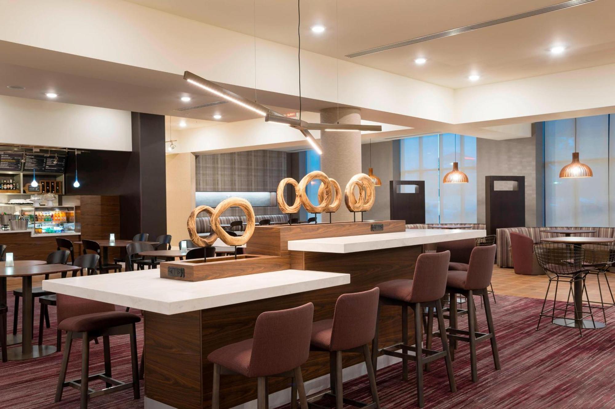 מאונט פלזנט Courtyard By Marriott Mt. Pleasant At Central Michigan University מראה חיצוני תמונה
